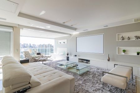 Apartamento à venda com 335m², 3 quartos e 6 vagasSala 1
