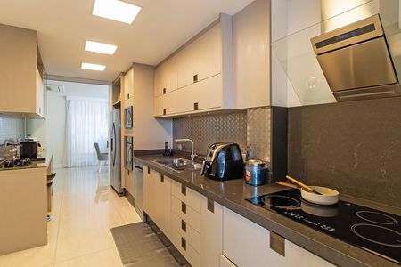 Apartamento à venda com 335m², 3 quartos e 6 vagasCozinha