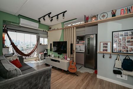Sala de apartamento à venda com 2 quartos, 49m² em Jardim Umarizal, São Paulo