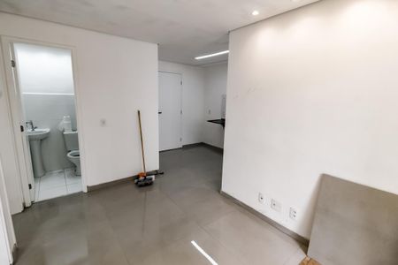 Sala de apartamento para alugar com 2 quartos, 37m² em Paraíso do Morumbi, São Paulo