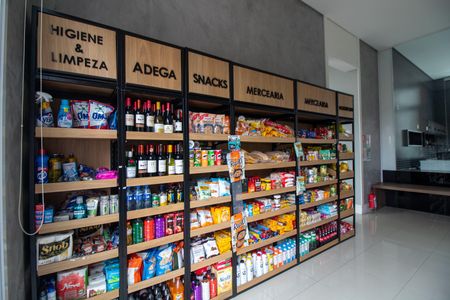 Apartamento para alugar com 100m², 1 quarto e 1 vaga Apartamento para alugar com 100m², 1 quarto e 1 vagaÁrea comum - Minimercado