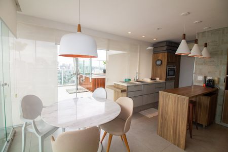 Apartamento para alugar com 100m², 1 quarto e 1 vaga Apartamento para alugar com 100m², 1 quarto e 1 vagaCozinha