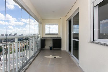 Apartamento à venda com 49m², 1 quarto e 1 vaga Apartamento à venda com 49m², 1 quarto e 1 vagaVaranda