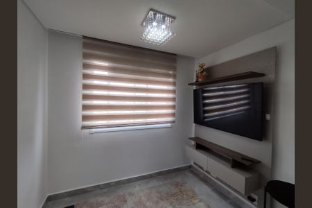 Sala  de apartamento para alugar com 2 quartos, 32m² em Parque Fongaro, São Paulo