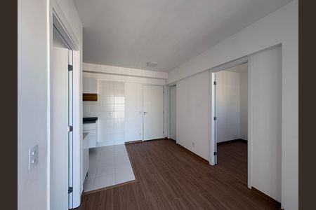 Sala de apartamento para alugar com 2 quartos, 40m² em Vila Albertina, São Paulo