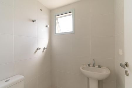 Apartamento à venda com 64m², 3 quartos e 1 vaga Apartamento à venda com 64m², 3 quartos e 1 vagaBanheiro da Suíte