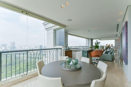 Apartamento à venda com 607m², 4 quartos e 7 vagas