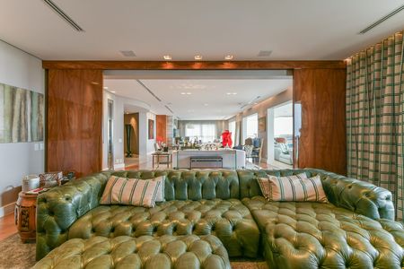 Apartamento à venda com 607m², 4 quartos e 7 vagas