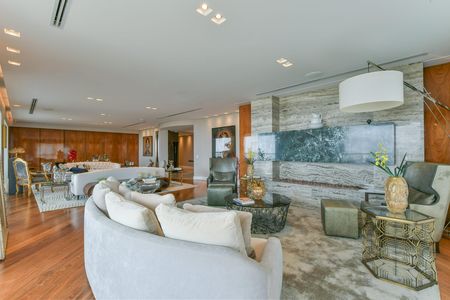 Apartamento à venda com 607m², 4 quartos e 7 vagas