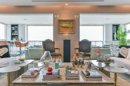 Apartamento à venda com 607m², 4 quartos e 7 vagas