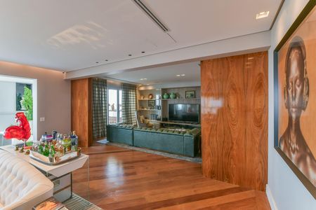 Apartamento à venda com 607m², 4 quartos e 7 vagas