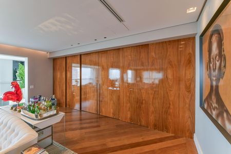 Apartamento à venda com 607m², 4 quartos e 7 vagas