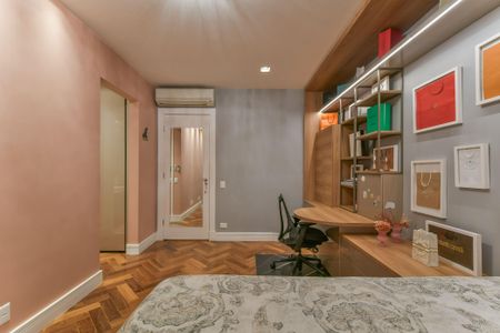 Apartamento à venda com 607m², 4 quartos e 7 vagas