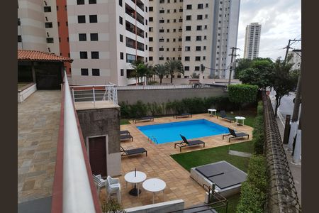 Apartamento à venda com 88m², 3 quartos e 2 vagas Apartamento à venda com 88m², 3 quartos e 2 vagasÁrea comum - Piscina