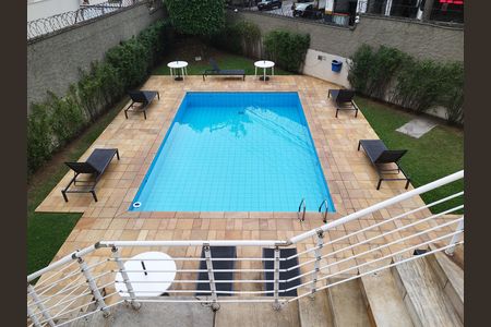 Apartamento à venda com 88m², 3 quartos e 2 vagas Apartamento à venda com 88m², 3 quartos e 2 vagasÁrea comum - Piscina