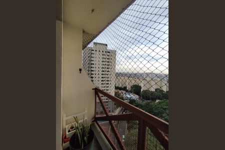 Apartamento à venda com 88m², 3 quartos e 2 vagas Apartamento à venda com 88m², 3 quartos e 2 vagasVaranda da Sala