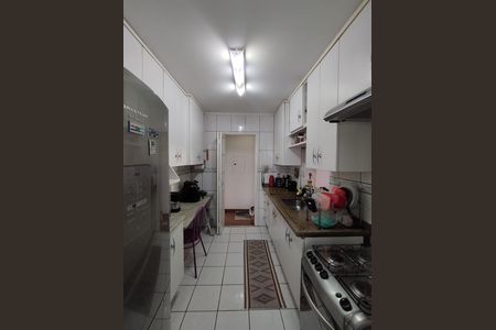 Apartamento à venda com 88m², 3 quartos e 2 vagas Apartamento à venda com 88m², 3 quartos e 2 vagasCozinha - Armários