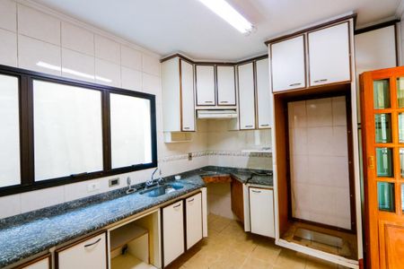 Apartamento para alugar com 100m², 3 quartos e 2 vagasCozinha