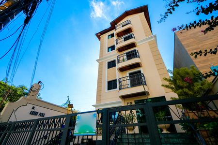Apartamento para alugar com 100m², 3 quartos e 2 vagasFachada