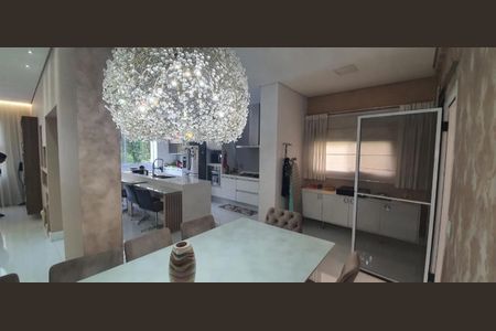 Foto 03 de apartamento à venda com 4 quartos, 214m² em Vila Suzana, São Paulo