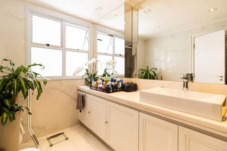 Apartamento à venda com 162m², 2 quartos e 3 vagas