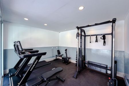 Apartamento à venda com 60m², 2 quartos e 1 vaga Apartamento à venda com 60m², 2 quartos e 1 vagaÁrea comum - Academia