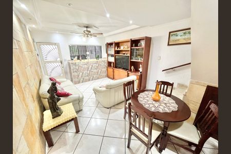 Sala de casa à venda com 2 quartos, 72m² em Vila Pauliceia, São Paulo