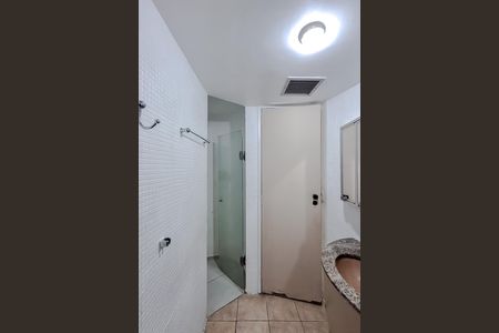 Apartamento à venda com 40m², 1 quarto e 1 vaga Apartamento à venda com 40m², 1 quarto e 1 vagaBanheiro da Suíte