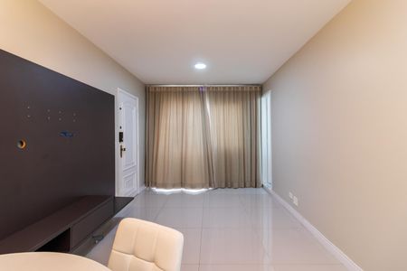 Sala de apartamento para alugar com 2 quartos, 62m² em Santa Teresinha, São Paulo