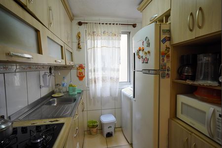 Cozinha de apartamento à venda com 2 quartos, 42m² em Vila Nova, Porto Alegre