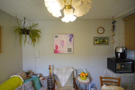 Sala de apartamento à venda com 2 quartos, 42m² em Vila Nova, Porto Alegre