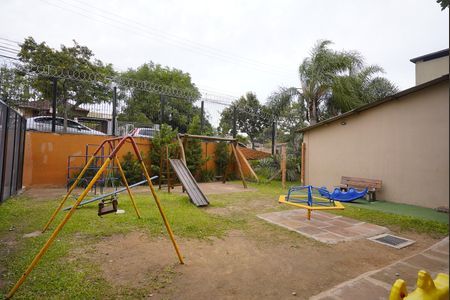Apartamento à venda com 42m², 2 quartos e 1 vaga Apartamento à venda com 42m², 2 quartos e 1 vagaÁrea comum - Playground