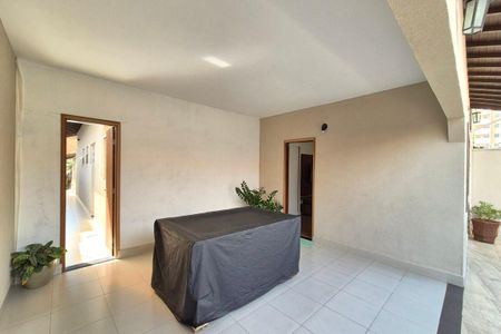 Casa para alugar com 250m², 3 quartos e 4 vagasgaragem 