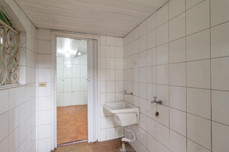 Casa para alugar com 100m², 3 quartos e 1 vagaÁrea de serviço