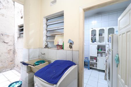 Apartamento à venda com 67m², 2 quartos e sem vagaCozinha e Área de Serviço