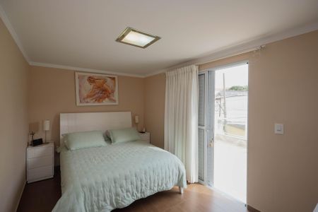 Suíte  de casa à venda com 4 quartos, 195m² em Vila Constança, São Paulo