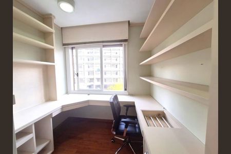 Apartamento à venda com 114m², 3 quartos e 2 vagas Apartamento à venda com 114m², 3 quartos e 2 vagasQuarto 3
