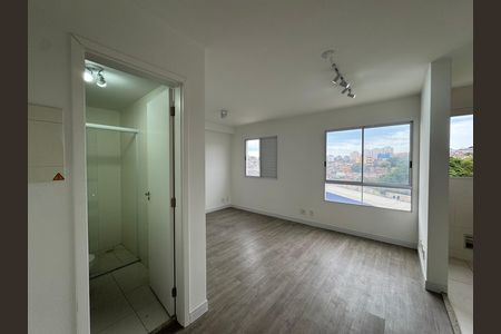 Studio para alugar com 27m², 1 quarto e 1 vaga Studio para alugar com 27m², 1 quarto e 1 vagaQuarto e Cozinha