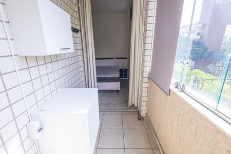 Apartamento para alugar com 90m², 3 quartos e 1 vagavaranda