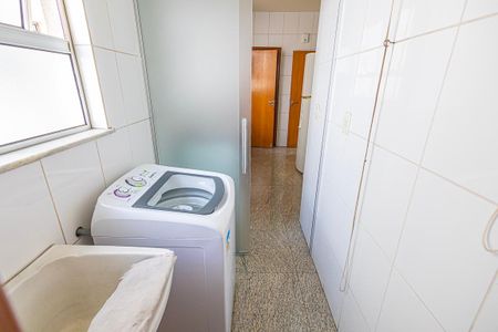 Apartamento para alugar com 90m², 3 quartos e 1 vagaarea de serviço