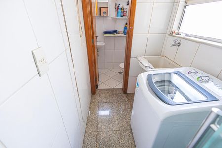 Apartamento para alugar com 90m², 3 quartos e 1 vagaarea de serviço