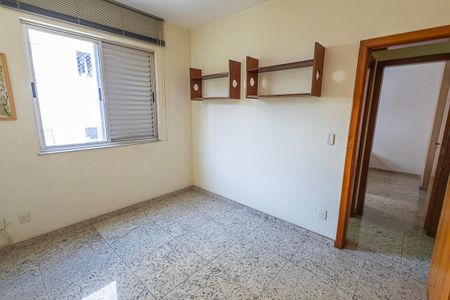 Apartamento para alugar com 90m², 3 quartos e 1 vagaquarto 2