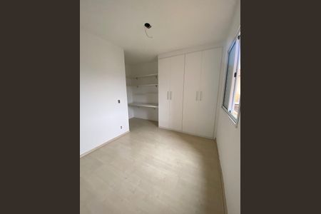 Apartamento para alugar com 74m², 3 quartos e 2 vagas Apartamento para alugar com 74m², 3 quartos e 2 vagasQuarto