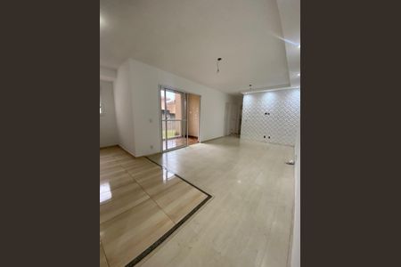 Apartamento para alugar com 74m², 3 quartos e 2 vagas Apartamento para alugar com 74m², 3 quartos e 2 vagasSala