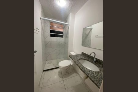 Apartamento para alugar com 74m², 3 quartos e 2 vagas Apartamento para alugar com 74m², 3 quartos e 2 vagasBanheiro
