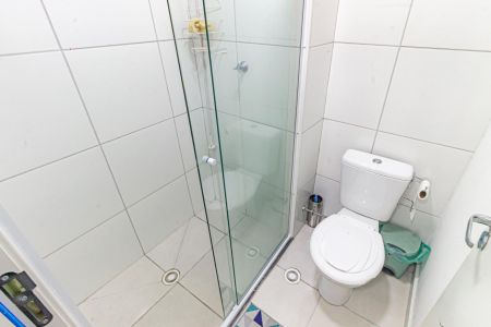 Apartamento à venda com 35m², 2 quartos e sem vaga Apartamento à venda com 35m², 2 quartos e sem vagaBanheiro