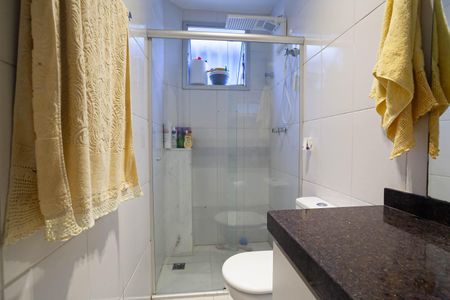 Apartamento à venda com 123m², 3 quartos e 1 vaga Apartamento à venda com 123m², 3 quartos e 1 vagaBanheiro social