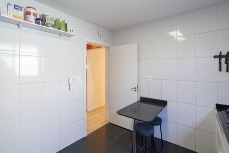 Apartamento à venda com 123m², 3 quartos e 1 vaga Apartamento à venda com 123m², 3 quartos e 1 vagaCozinha
