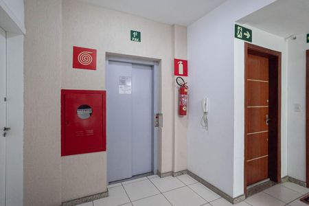 Apartamento à venda com 123m², 3 quartos e 1 vaga Apartamento à venda com 123m², 3 quartos e 1 vagaEntrada