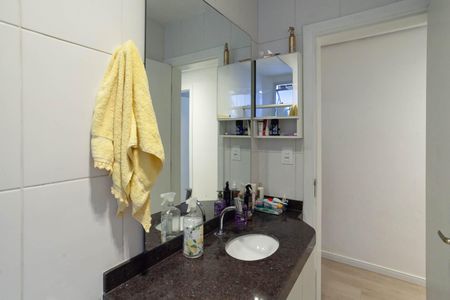 Apartamento à venda com 123m², 3 quartos e 1 vaga Apartamento à venda com 123m², 3 quartos e 1 vagaBanheiro social